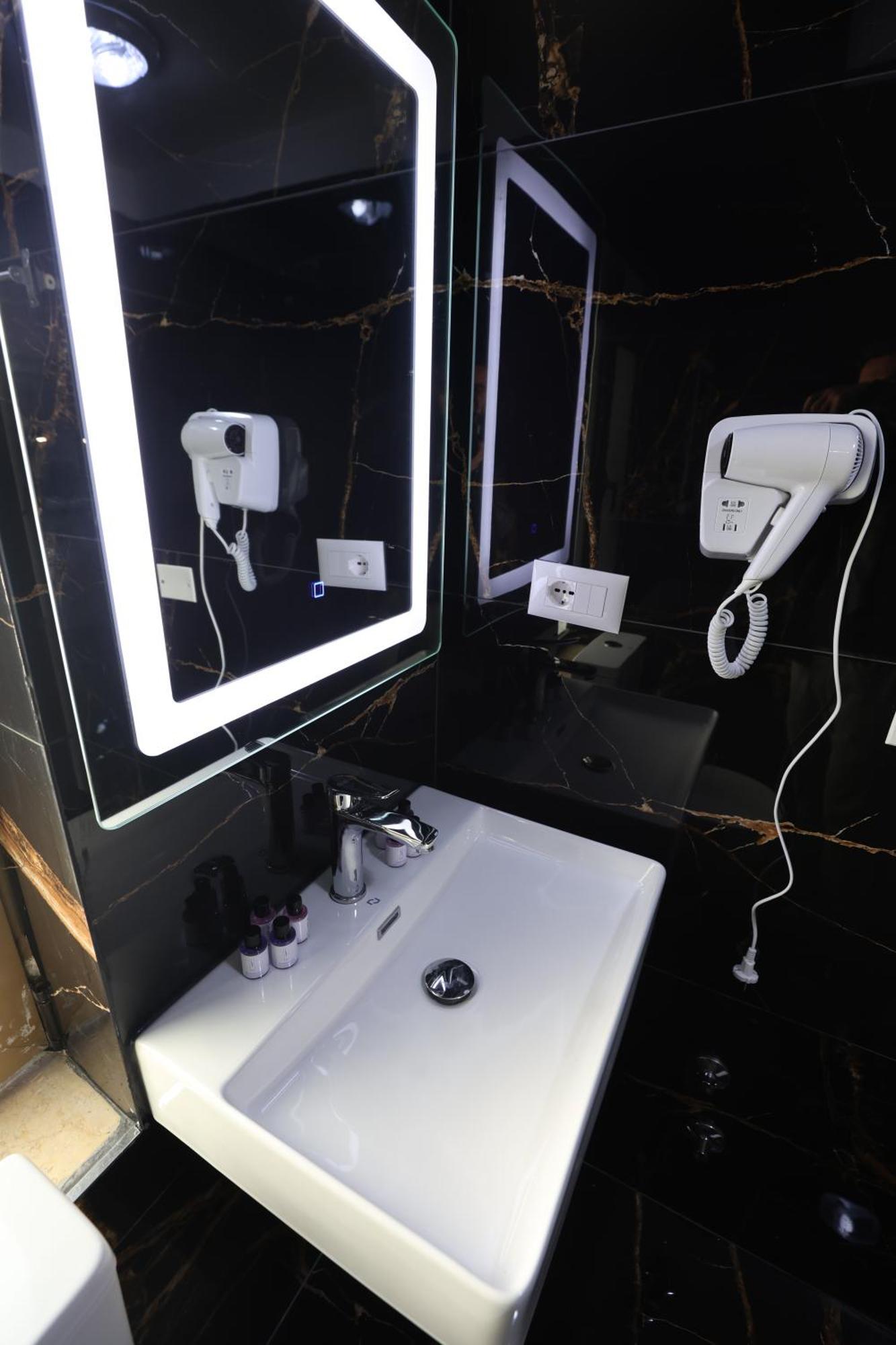 Vila Alizee Hotel Τίρανα Εξωτερικό φωτογραφία